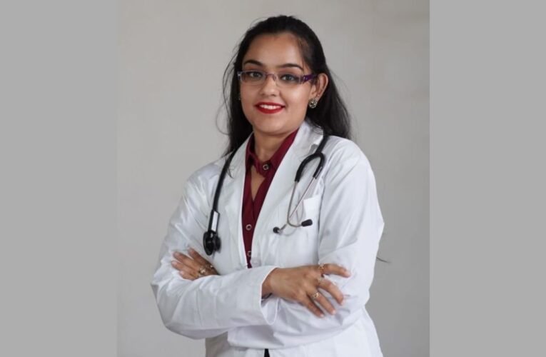 Renowned dietitian Dr. Harshmeet Arora has been awarded the prestigious Healthcare and Fitness Award