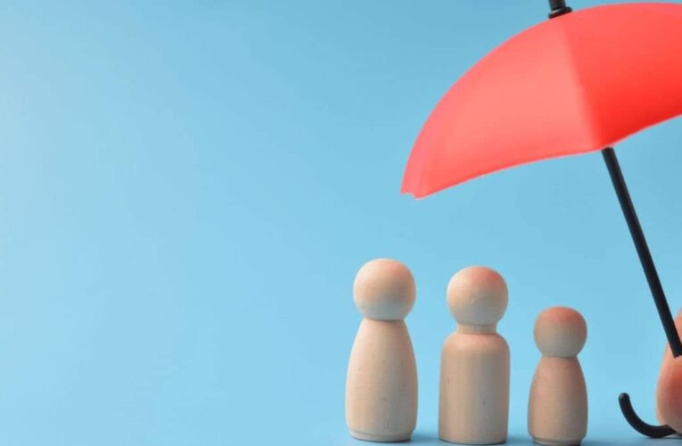 What is insurance, its types, and how does it work in India?