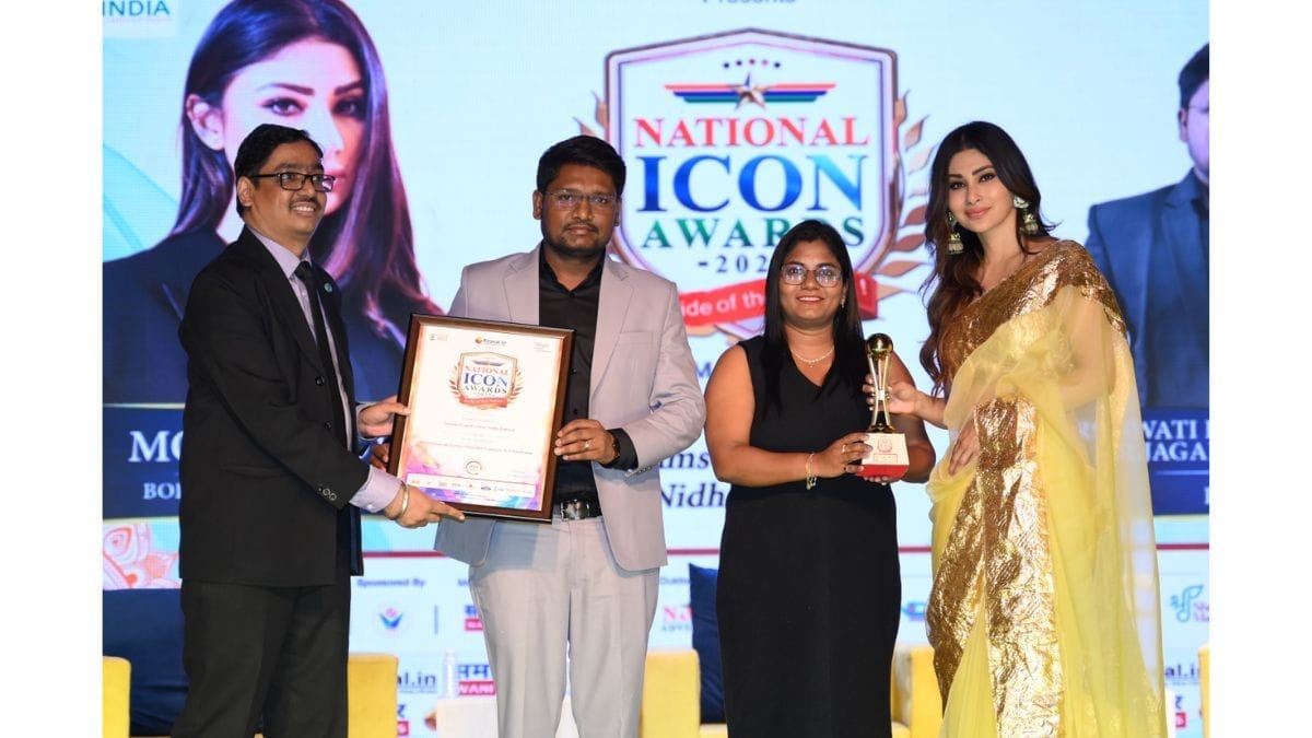 Empowering Dreams, Enabling Futures Mrs. Swati Kamble Durgam and Mr. Jagandas Durgam – Winners – National Icon Award 2025| Category: Best Financial Services Provider Company in Chandrapur  Director – Dreams Lead Fortune Nidhi Ltd., VOCCONNECT International Pvt. Ltd., Rising Dream Capital Pvt. Ltd.