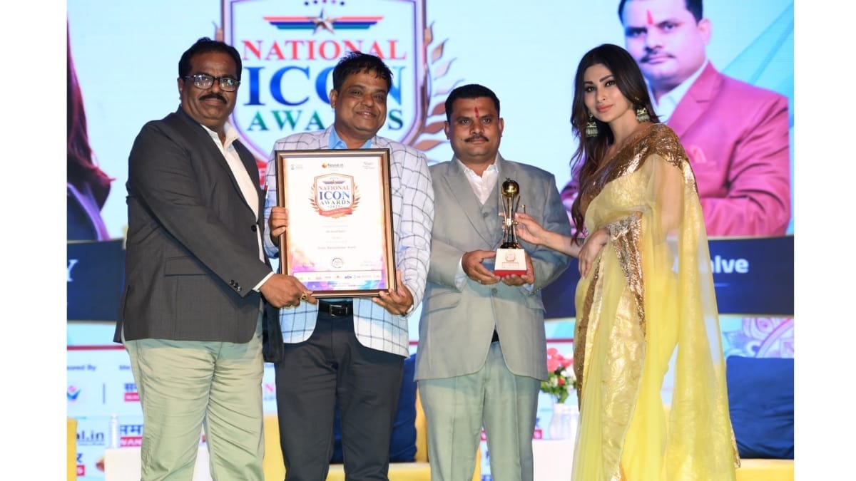 Healing the Human Spirit: Mr. Sunil Salve National Icon Award Winner 2025 | Iconic Humanitarian Award Director, Niramaya Paralysis Center (Ayurvedic) | Pune, Maharashtra