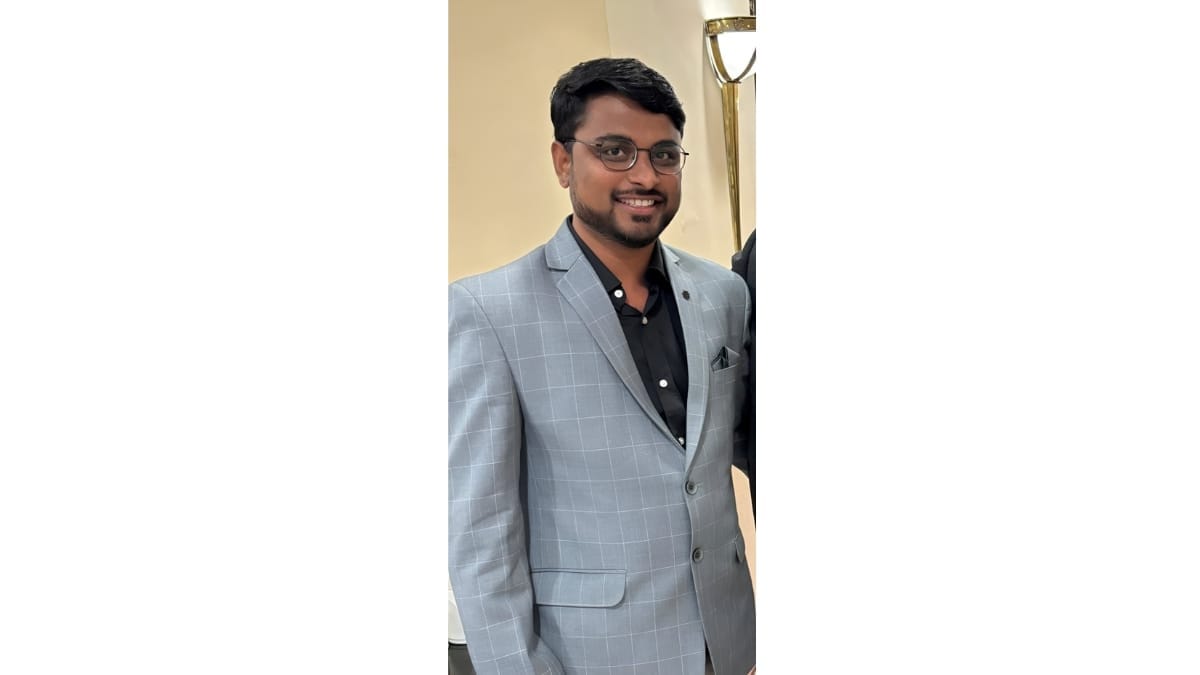 Shining Bright: Mr. Umesh Pandhrinath Magdewar National Icon Award Winner 2025 | Best Solar Product Brand in Nanded Director, Glitter Solar | Nanded, Maharashtra